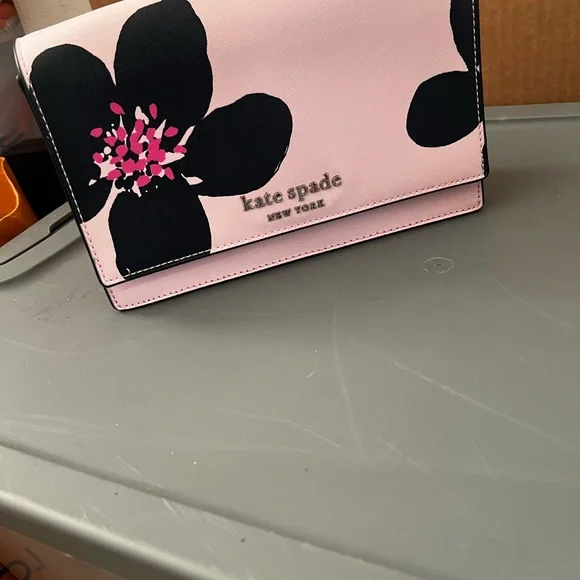 Kate Spade Pink Floral Women's Bag - Picture 3 of 11